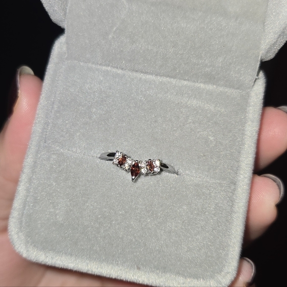 Size 7 Red And Silver Ring - Picture 2 of 3